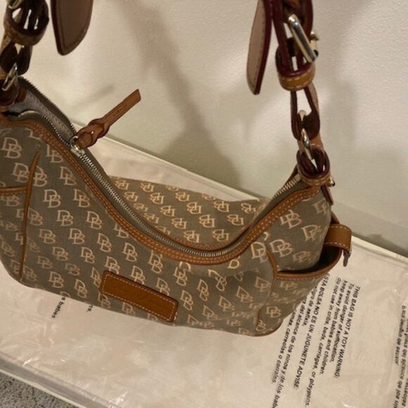 DOONEY & BOURKE Handbag Purse - Picture 1 of 13